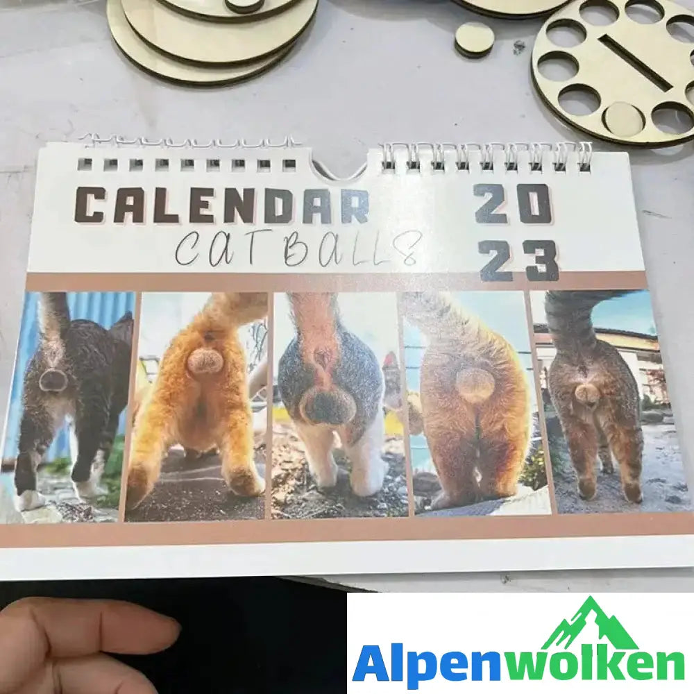 Alpenwolken - 2023 Katzen Arschlöcher Kalender