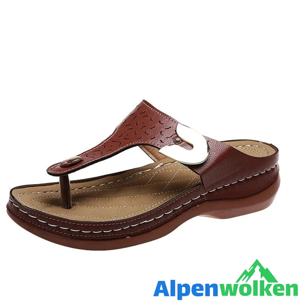 Alpenwolken - 2023 Neue Damen-Metalldekor-Funktionsmuster-Keil-Flip-Flops