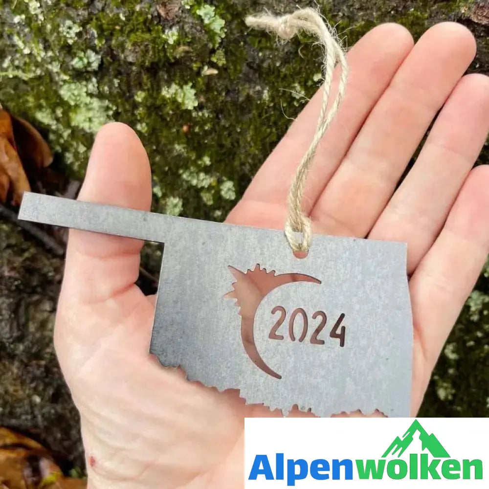 Alpenwolken - 2024 Commemorative Metal Ornament