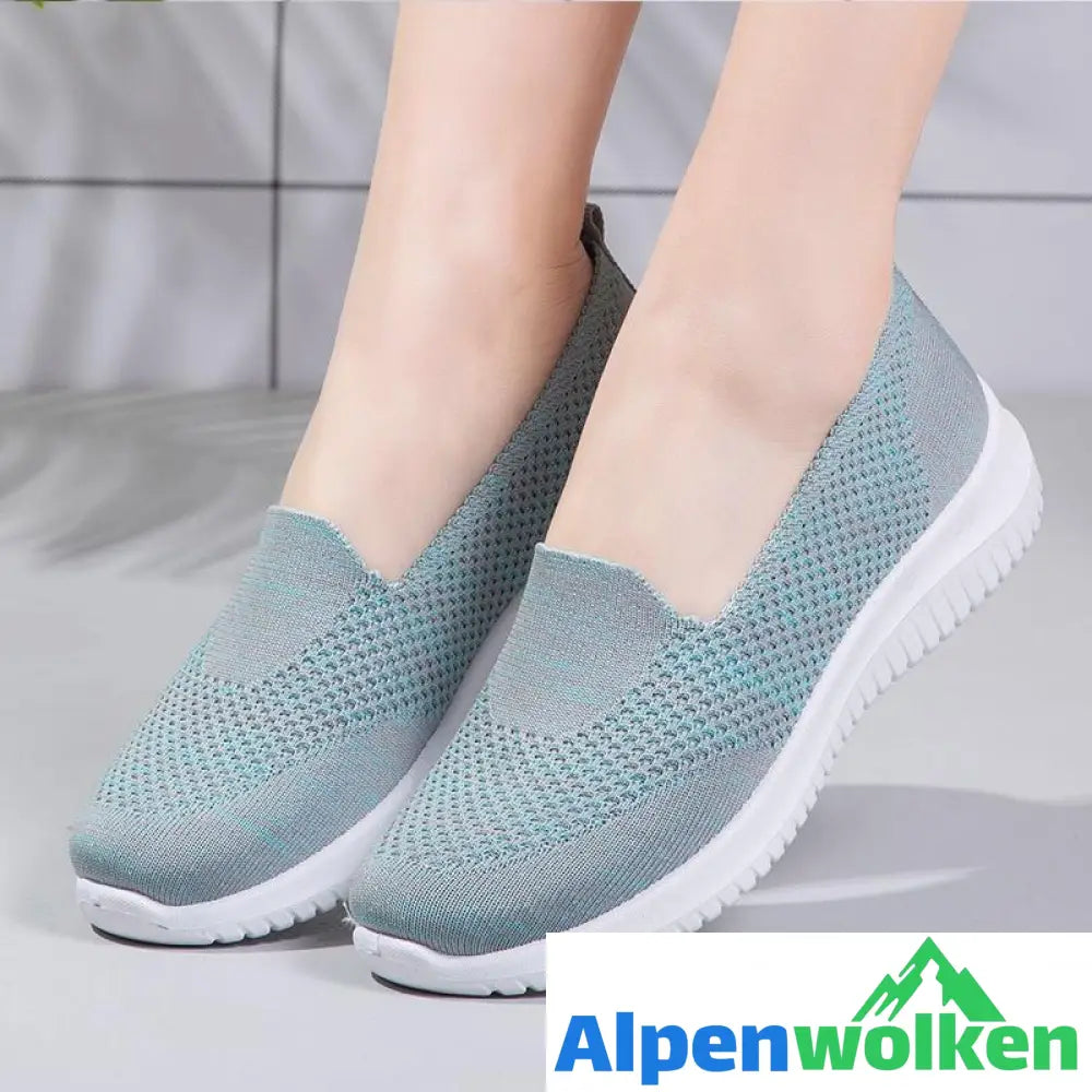 Alpenwolken - Alte Pekinger Stoffschuhe