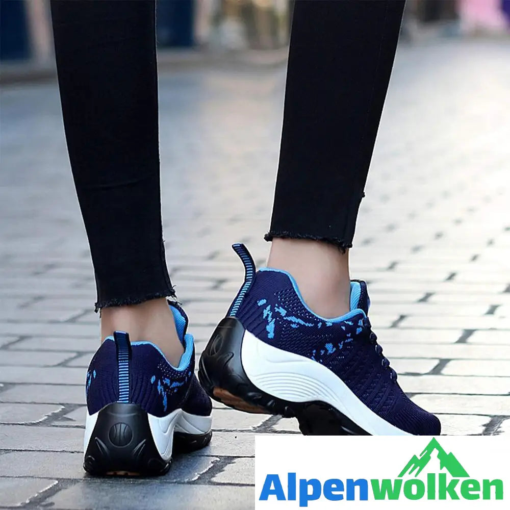 Alpenwolken - Atmungsaktiver fliegender gewebter Strick-Sneaker für Damen