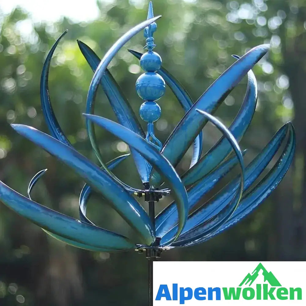 Alpenwolken - Blauer Windspinner aus Metall