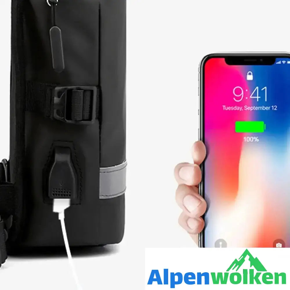 Alpenwolken - Diebstahlsichere Herren-Brusttasche mit USB-Ladefunktion