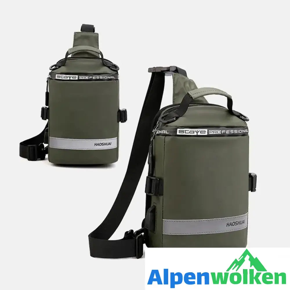 Alpenwolken - Diebstahlsichere Herren-Brusttasche mit USB-Ladefunktion grün