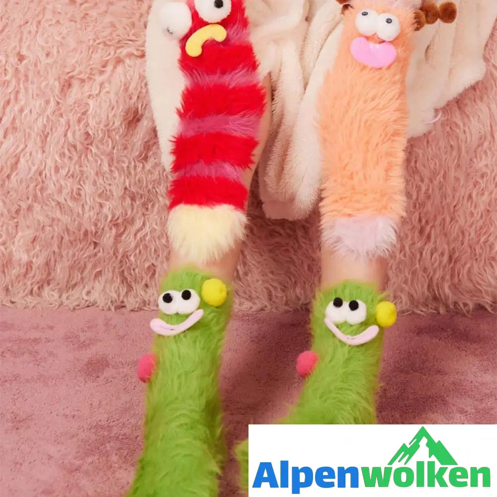 Alpenwolken - Dreidimensionale Socken aus korallfarbenem Samt