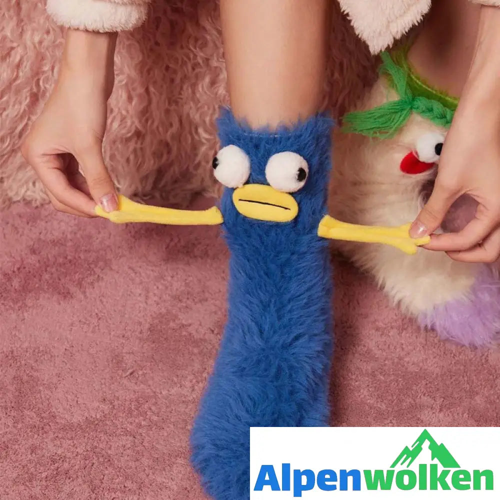 Alpenwolken - Dreidimensionale Socken aus korallfarbenem Samt