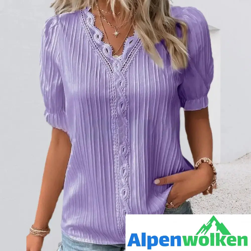 Alpenwolken - Elegante Bluse mit V-Ausschnitt und schlichter Spitze