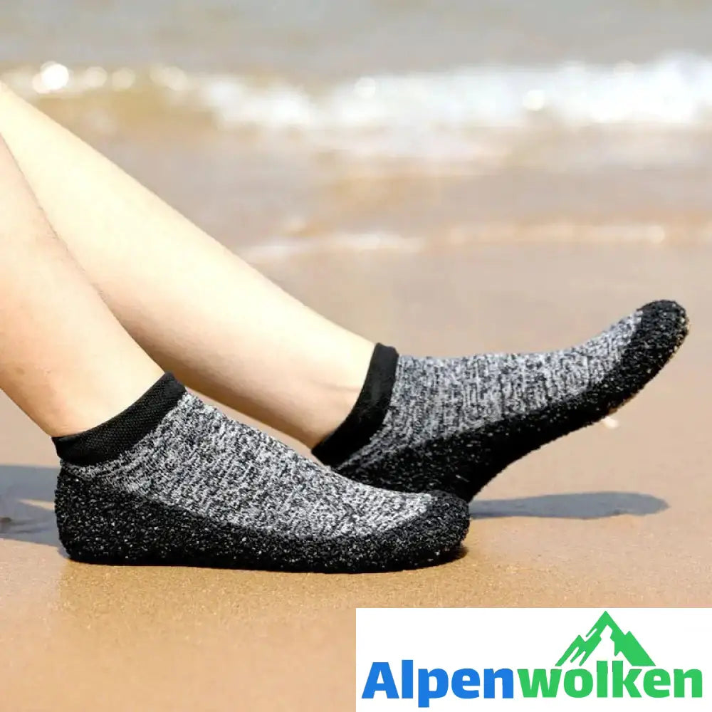 Alpenwolken - Fitness Schwimmen Yoga Socken