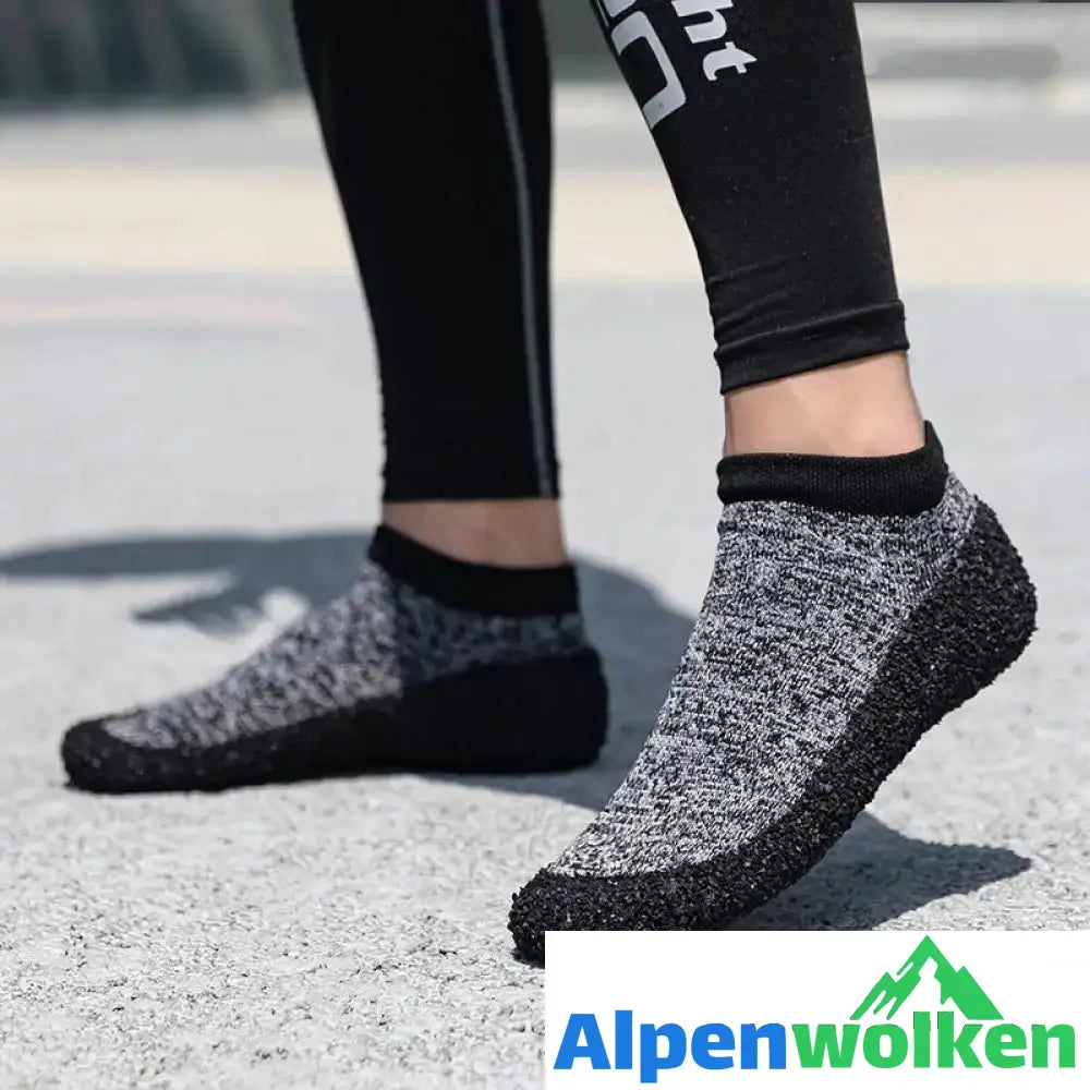 Alpenwolken - Fitness Schwimmen Yoga Socken