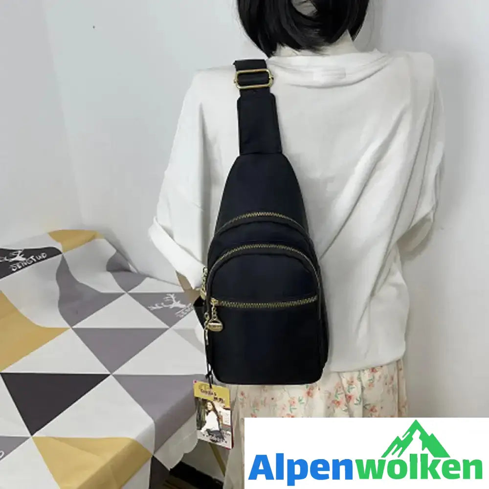 Alpenwolken - Freizeit-Brusttasche für Damen