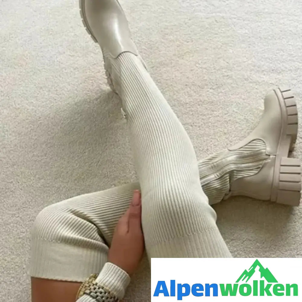 Alpenwolken - FUDUS - Hohe Stiefel aus Stretch-Strick Beige