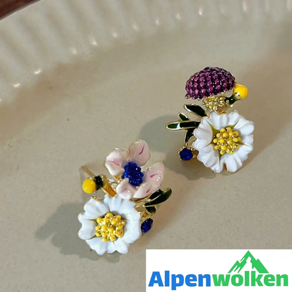 Alpenwolken - ✨Gänseblümchen-Blume asymmetrische Ohrringe