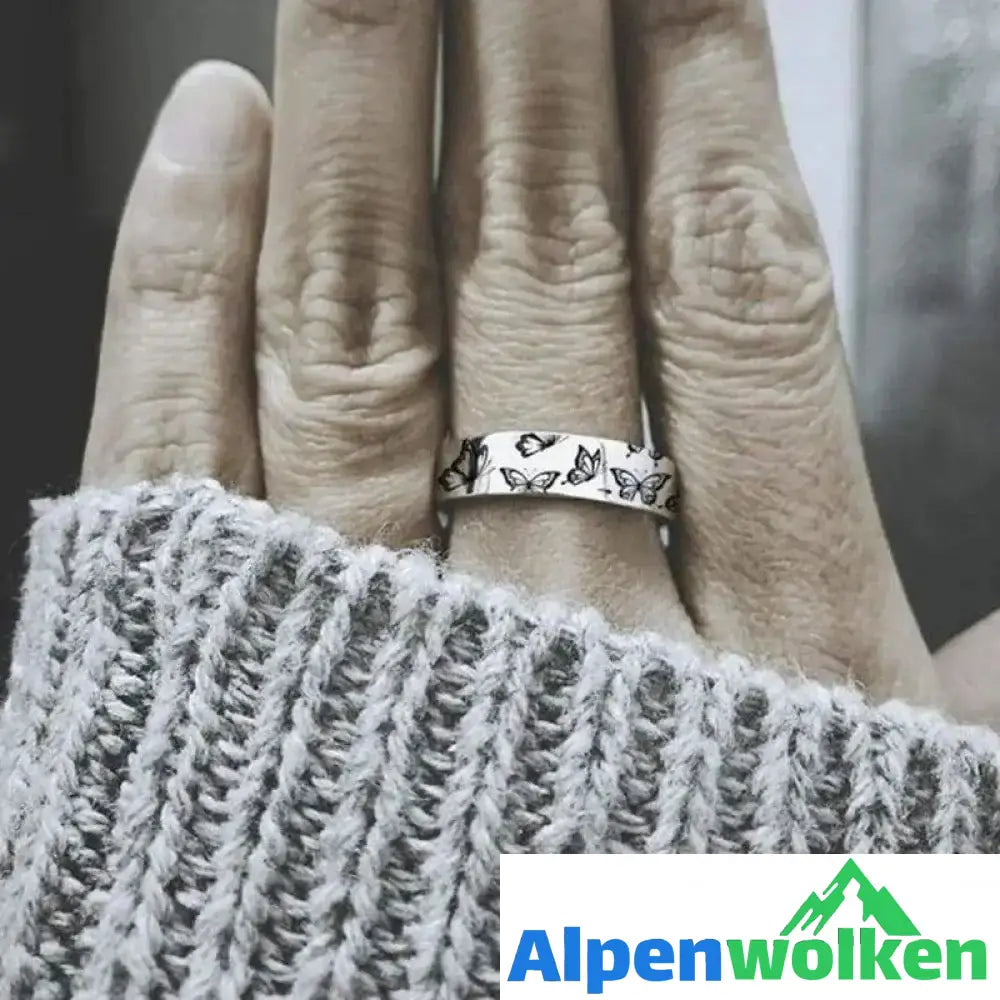 Alpenwolken - Gravierter Vintage Schmetterling Ring