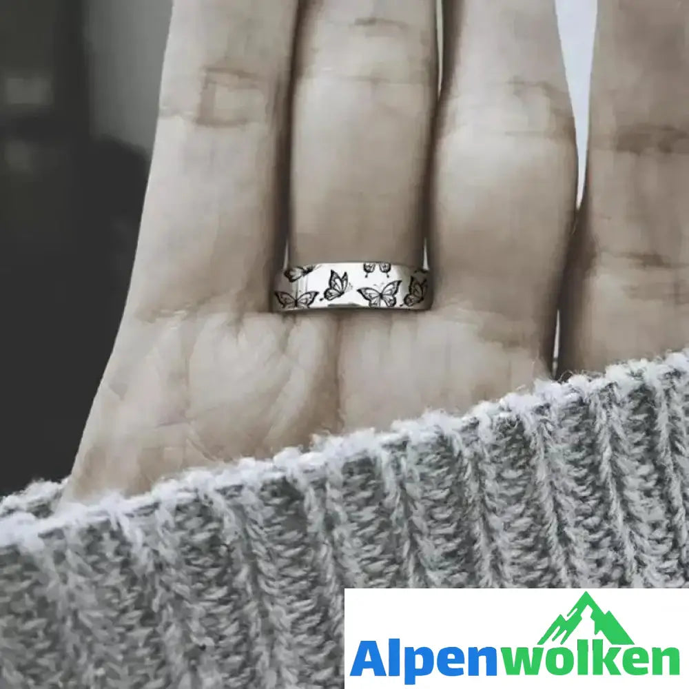 Alpenwolken - Gravierter Vintage Schmetterling Ring