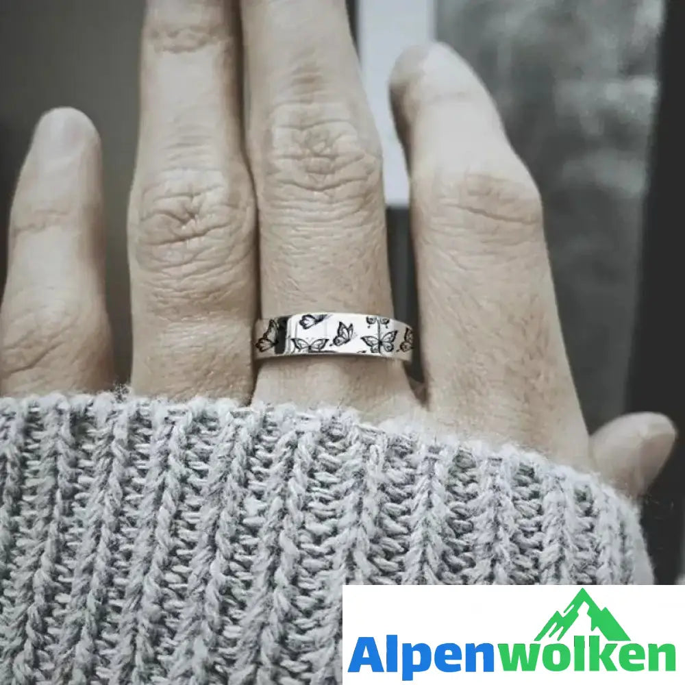 Alpenwolken - Gravierter Vintage Schmetterling Ring