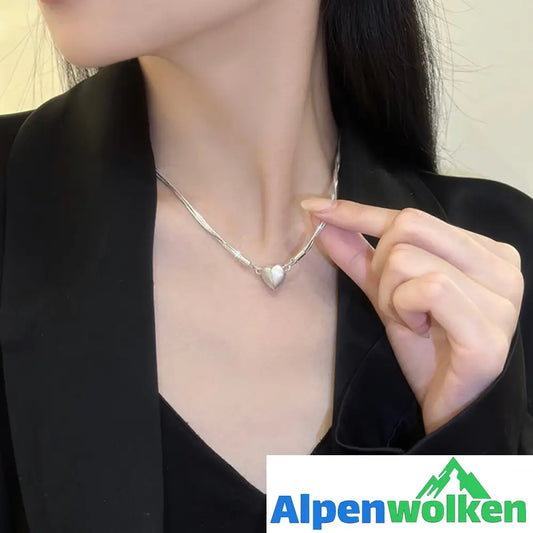 Alpenwolken - 👑Halskette mit Magnet-Herz-Anhänger👑