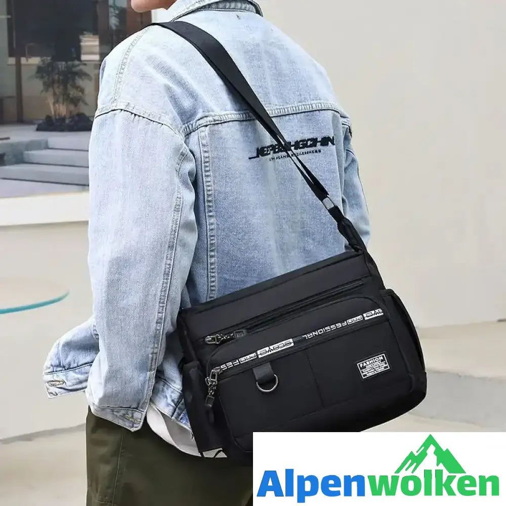 Alpenwolken - Herren Umhängetasche mit mehreren Taschen