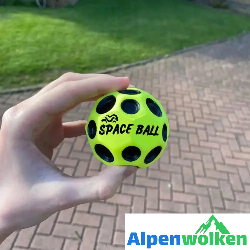 Alpenwolken - Hohe Bounce-Loch-Ball