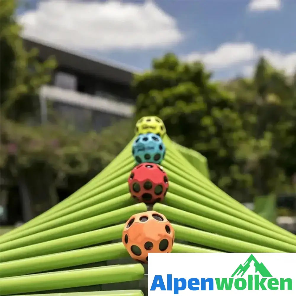 Alpenwolken - Hohe Bounce-Loch-Ball