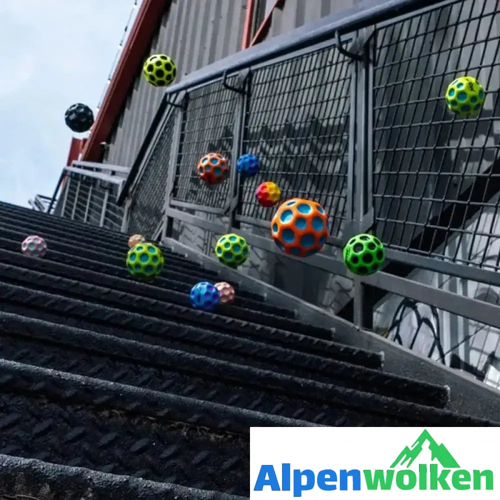 Alpenwolken - Hohe Bounce-Loch-Ball