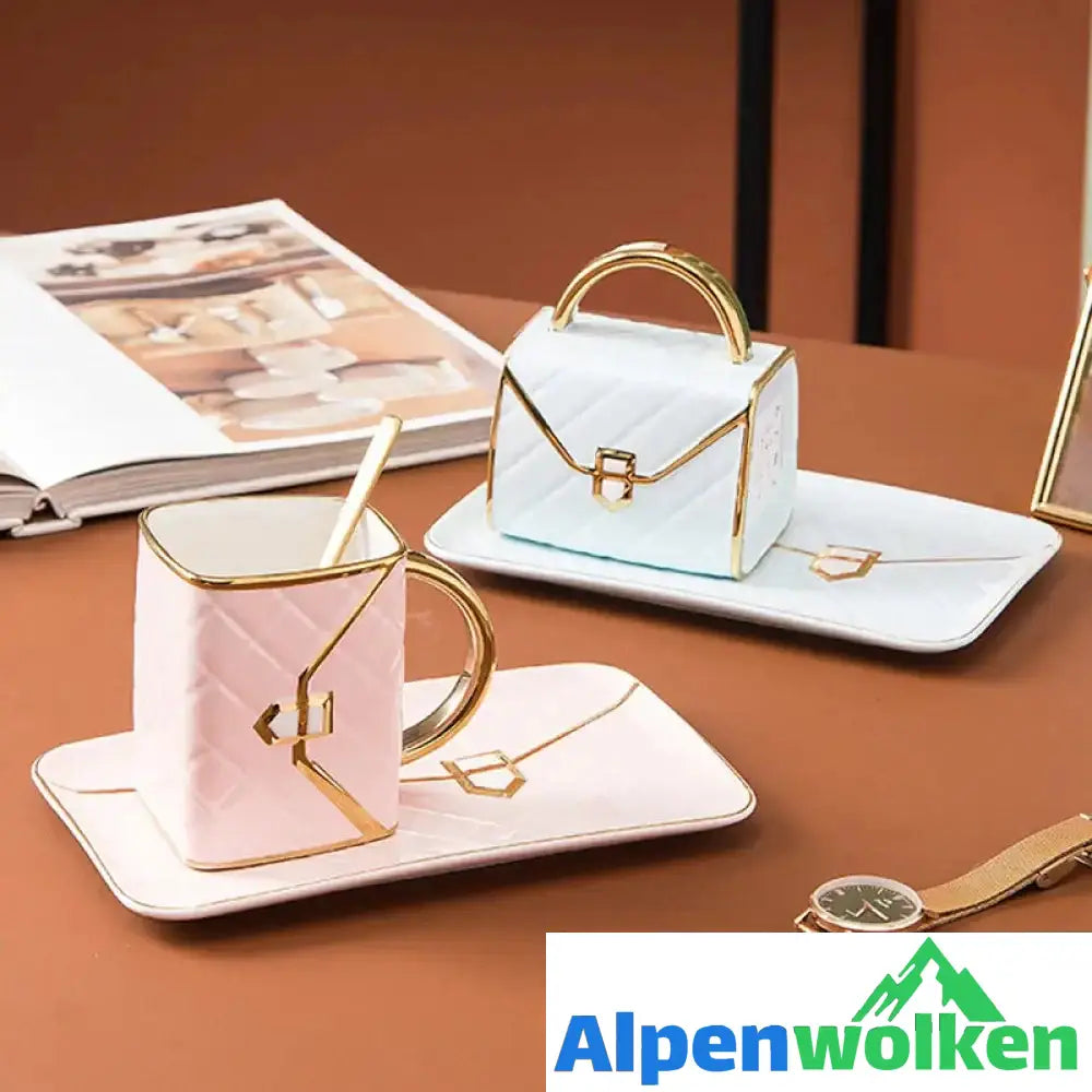 Alpenwolken - Kreative Tasse in Handtaschenform mit Untertasse und Löffel