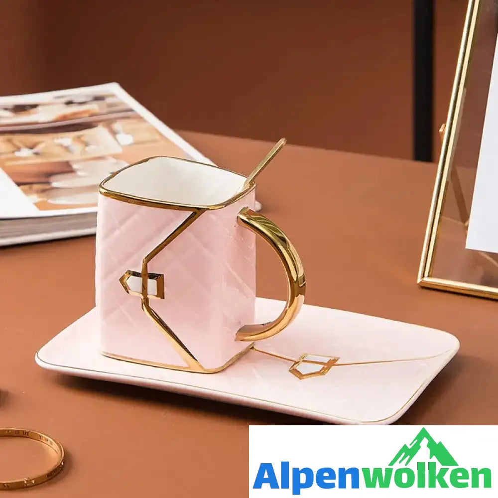 Alpenwolken - Kreative Tasse in Handtaschenform mit Untertasse und Löffel rosa