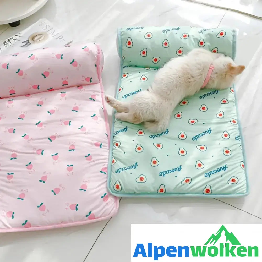 Alpenwolken - Kühlmatte aus Eisseide für Hunde und Katzen