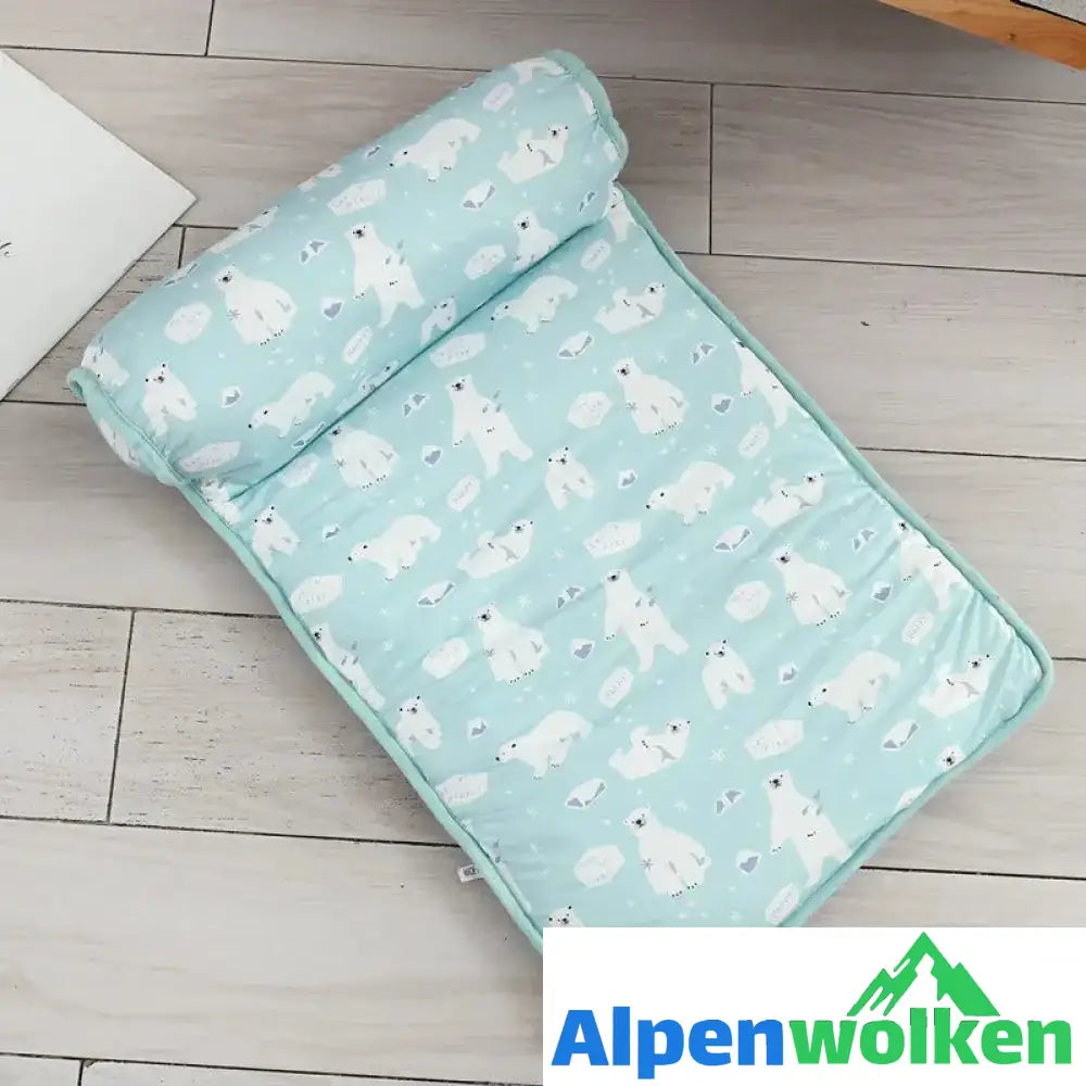 Alpenwolken - Kühlmatte aus Eisseide für Hunde und Katzen Grüner Bär