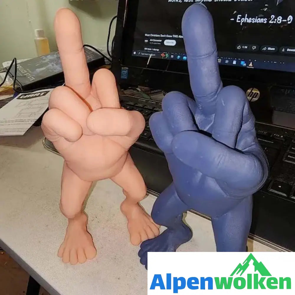 Alpenwolken - Mittelfingerfigur mit Beinen