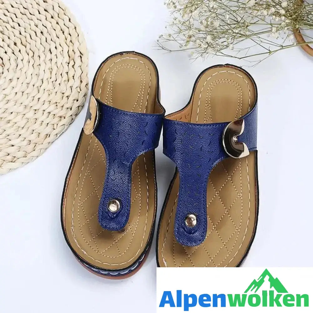 Alpenwolken - Neue Damen-Metalldekor-Funktionsmuster-Keil-Flip-Flops