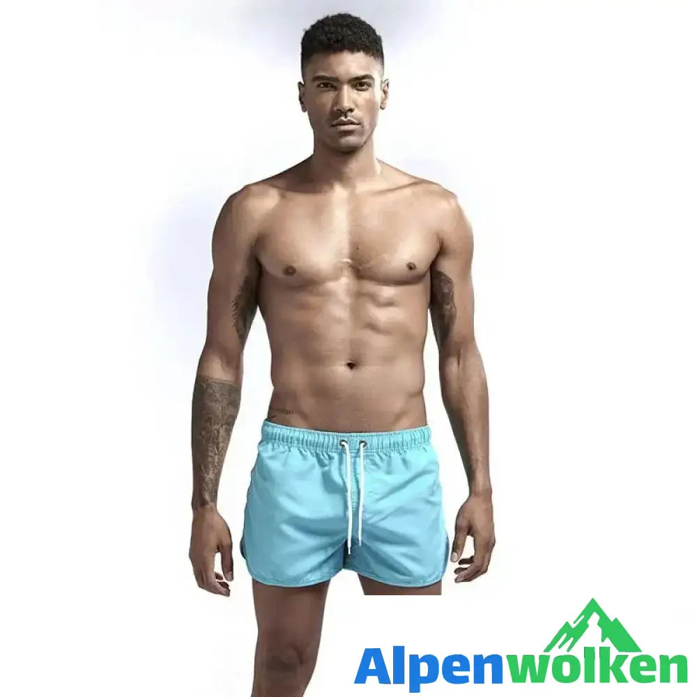 Alpenwolken - Sommer Herren Strand Badehose Hellblau