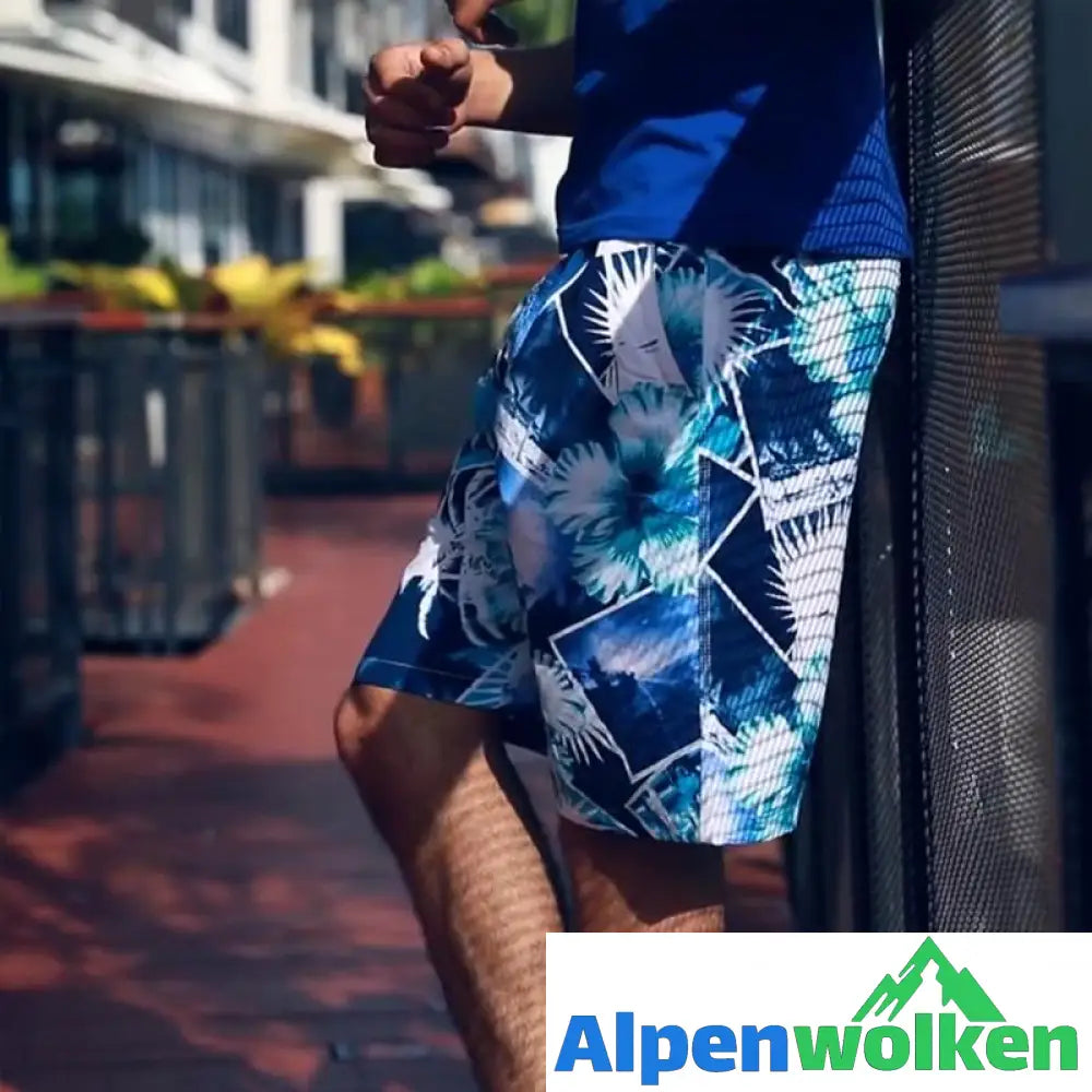 Alpenwolken - Sommersport- und Freizeit-Shorts