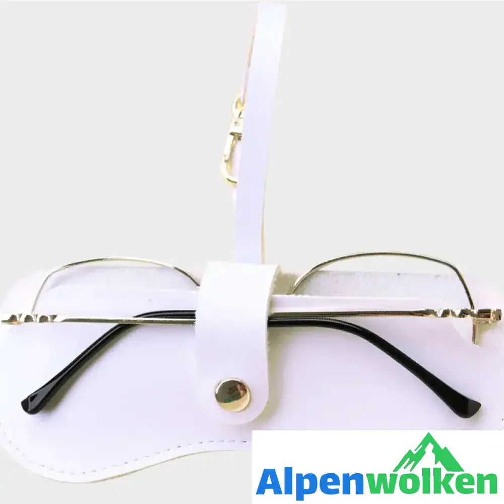 Alpenwolken - Sonnenbrillen-Tasche aus Leder