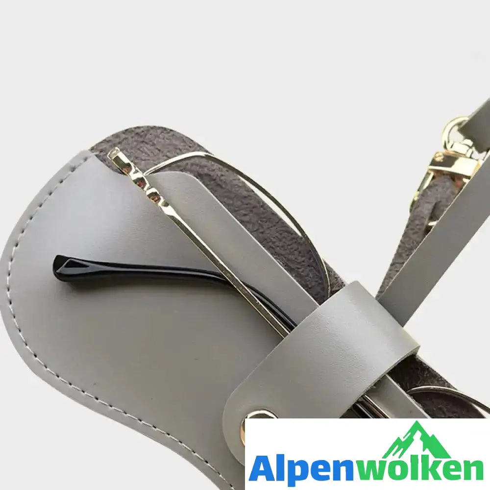 Alpenwolken - Sonnenbrillen-Tasche aus Leder