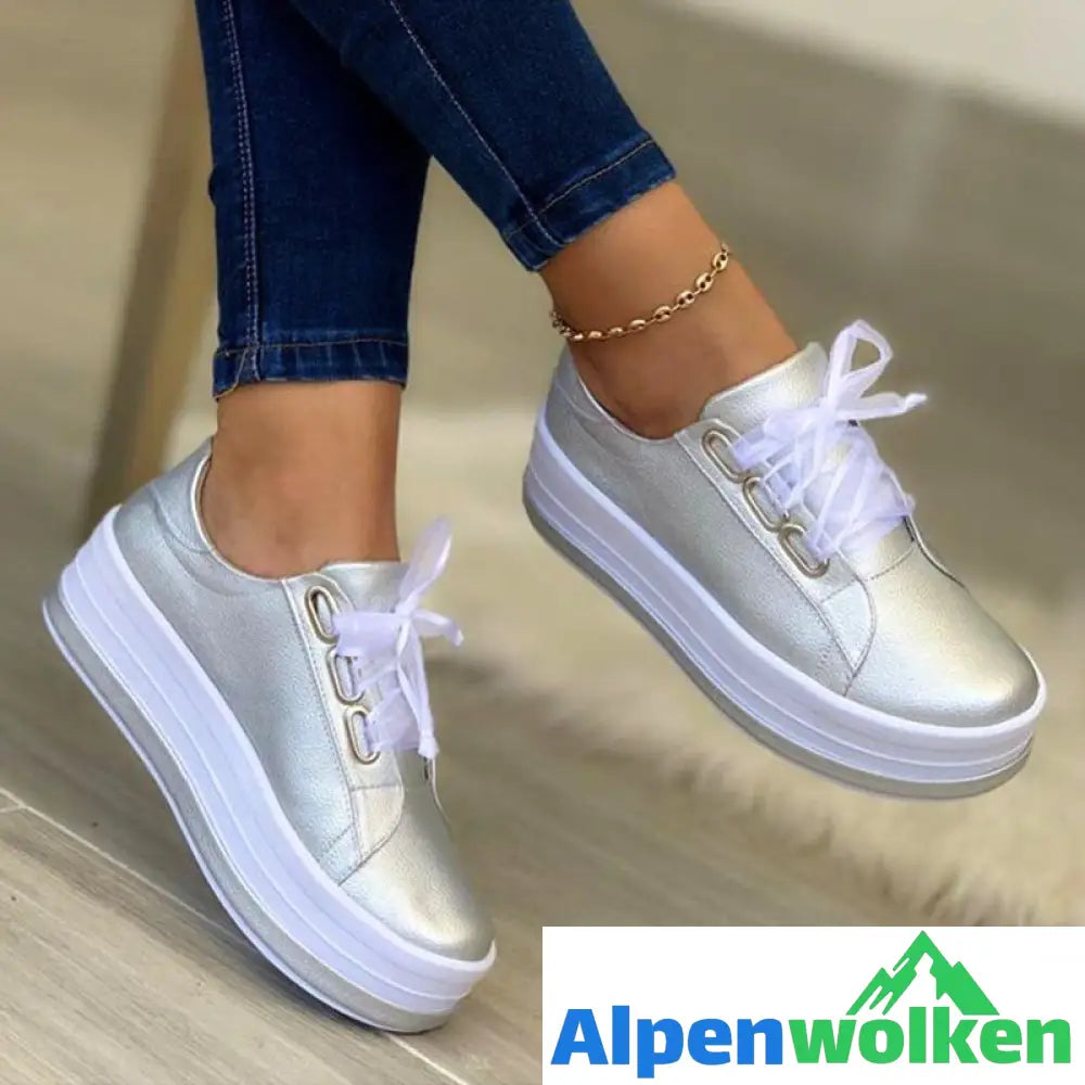 Alpenwolken - Stilvolle Freizeitschuhe mit dicken Sohlen