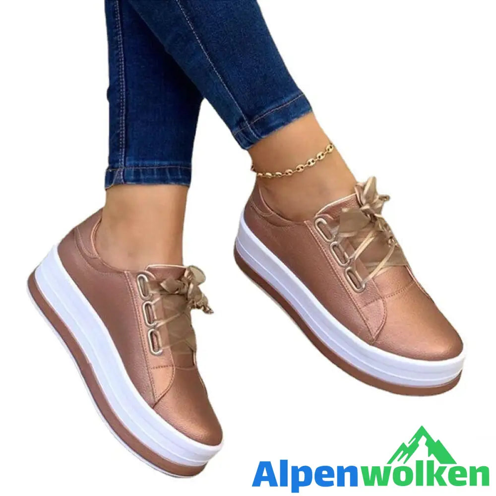 Alpenwolken - Stilvolle Freizeitschuhe mit dicken Sohlen