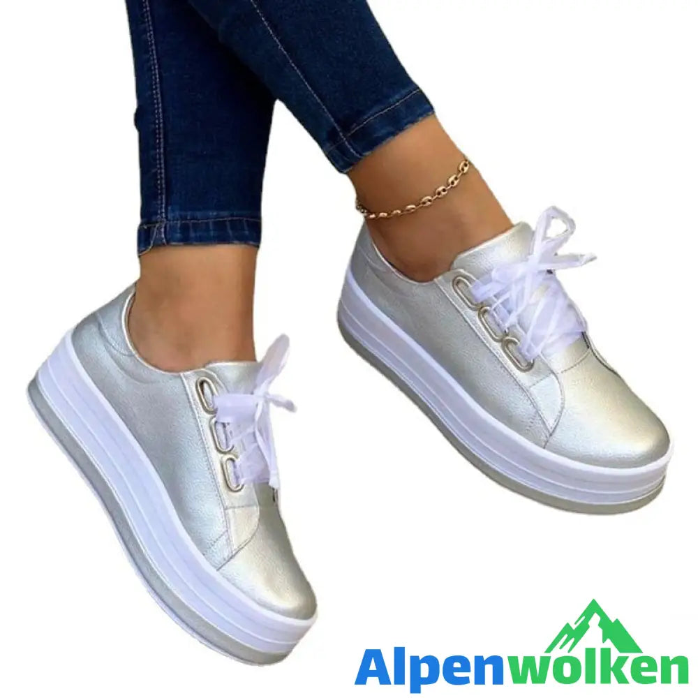 Alpenwolken - Stilvolle Freizeitschuhe mit dicken Sohlen