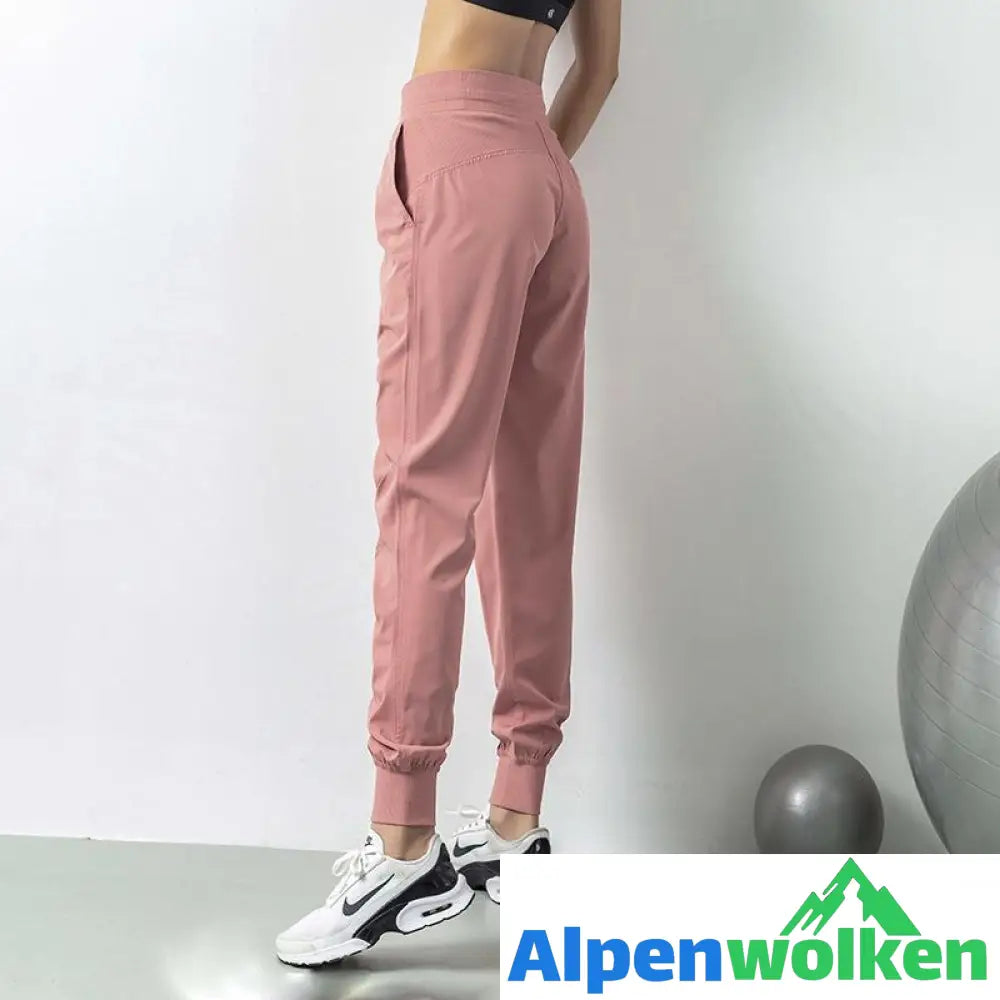 Alpenwolken - Trainingshose für Damen