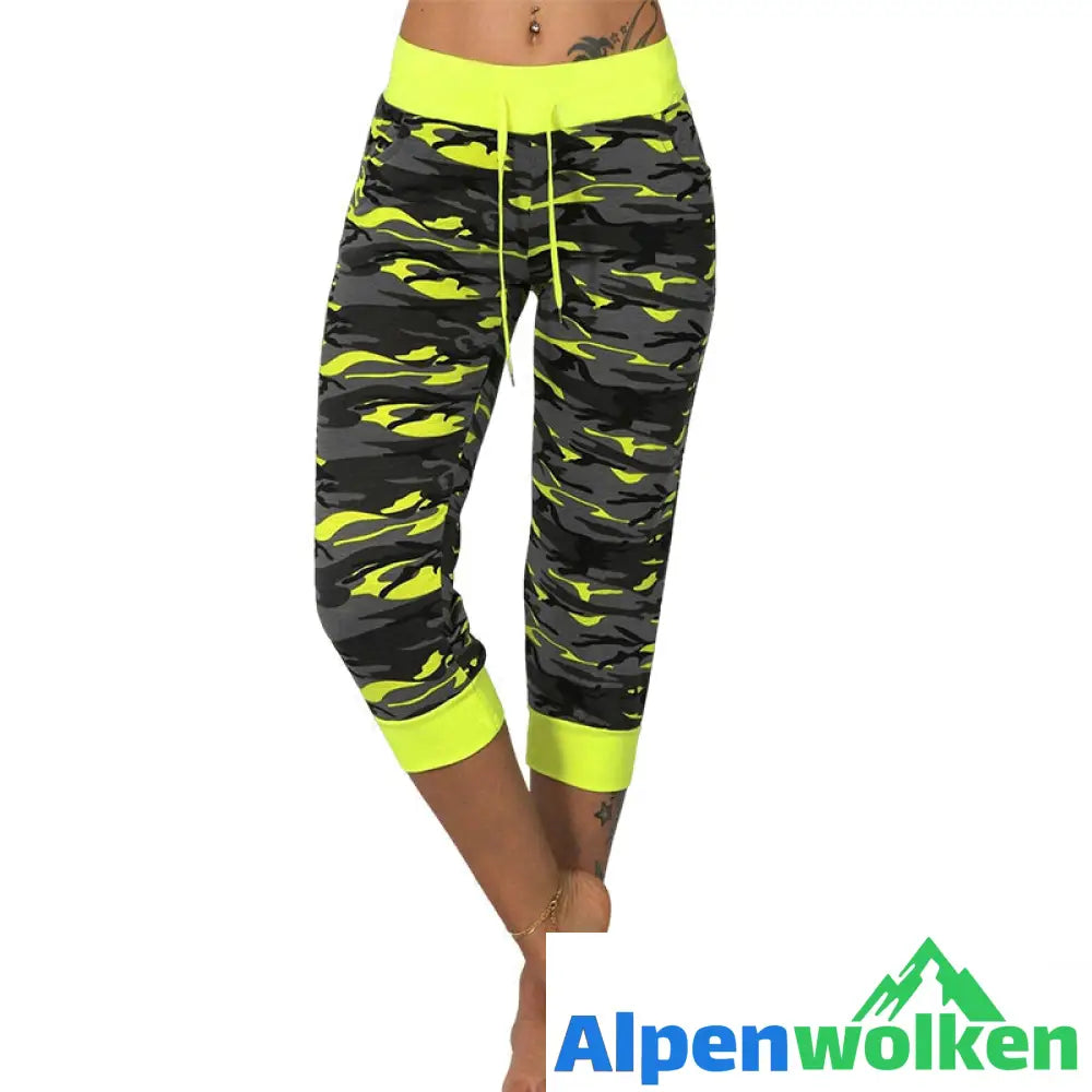 Alpenwolken - Trainingshose mit Kordelzug und Tarnung-Print