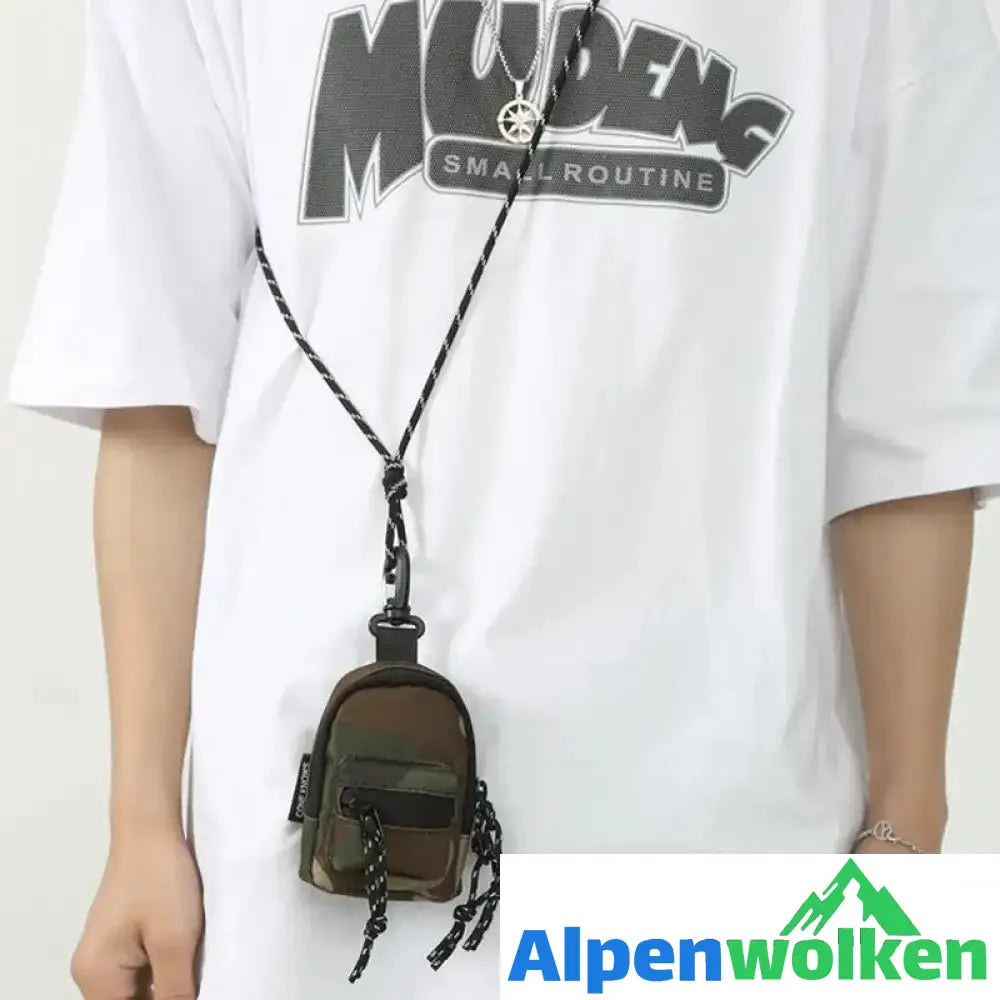 Alpenwolken - Trendige Mini-Tasche mit Anhänger