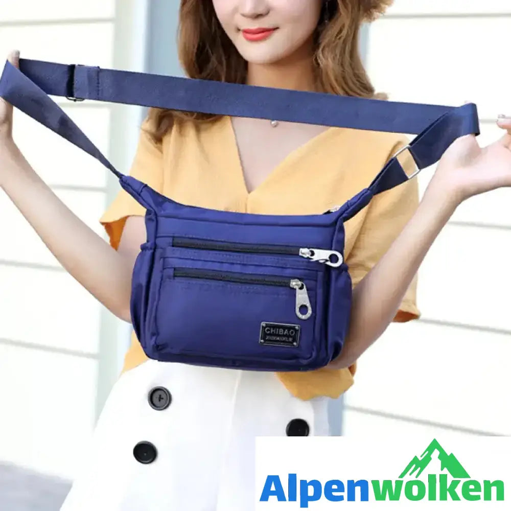 Alpenwolken - Umhängetasche aus mehrschichtigem Nylon für Damen