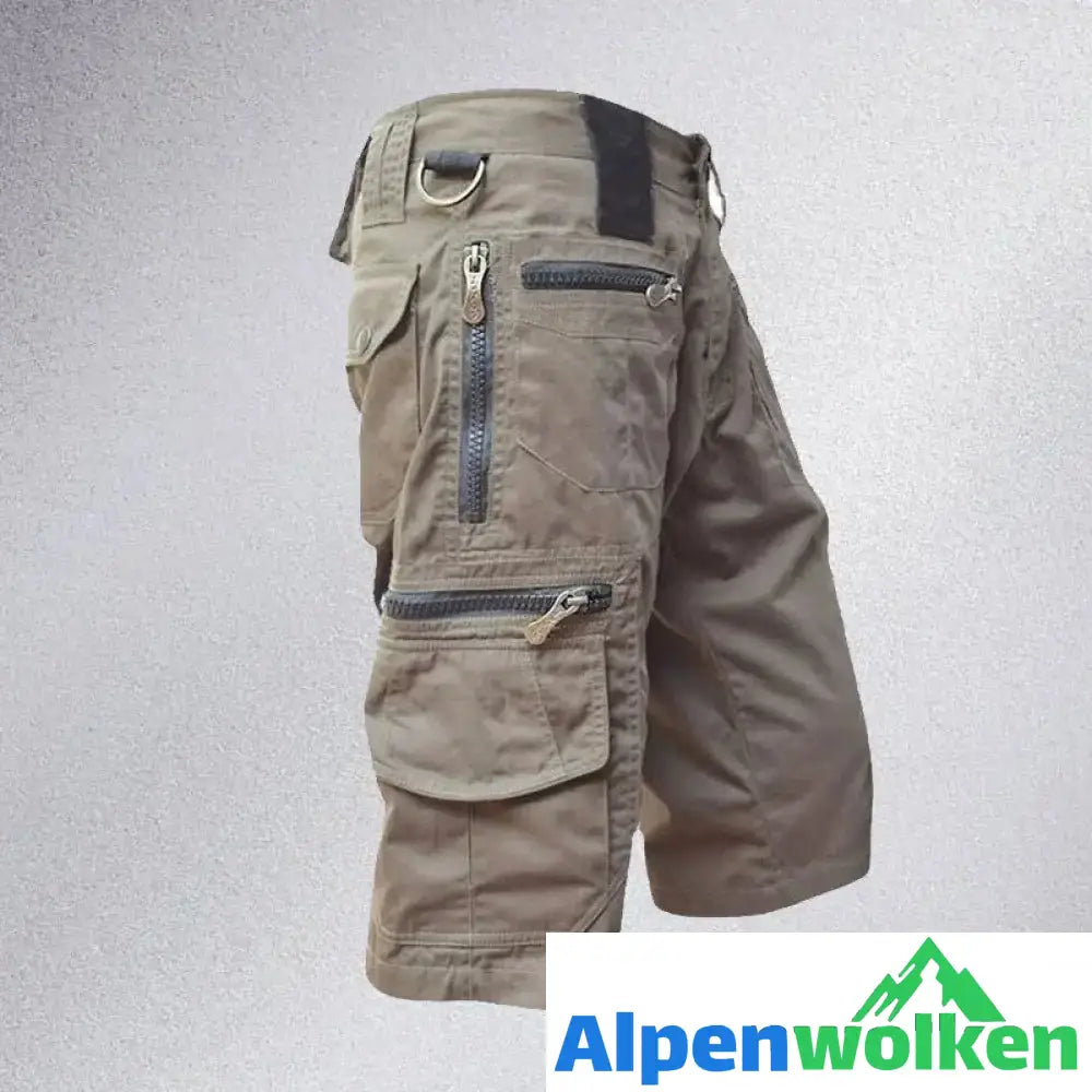 Alpenwolken - Vielseitige Sportshorts für Herren Braun