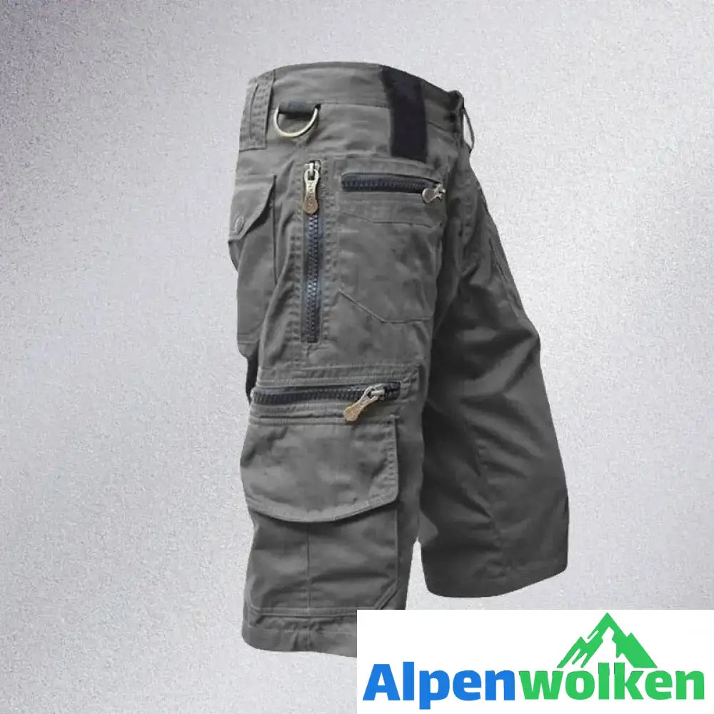 Alpenwolken - Vielseitige Sportshorts für Herren Grau